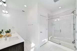 705 N Bluff Dr, Austin, TX 78745 - Photo 19