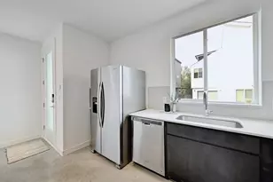 705 N Bluff Dr, Austin, TX 78745 - Photo 3