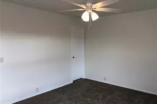 165 Michaelis, Kyle, TX 78640 - Photo 17