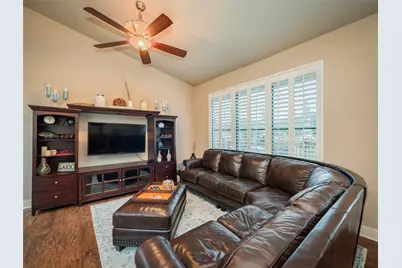 704 Horseshoe Bay Boulevard #L, Horseshoe Bay, TX 78657 - Photo 15