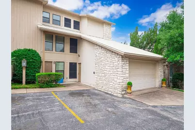 704 Horseshoe Bay Boulevard #L, Horseshoe Bay, TX 78657 - Photo 3