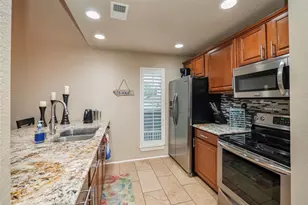 704 Horseshoe Bay Blvd, Horseshoe Bay, TX 78657 - Photo 23