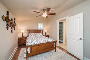 704 Horseshoe Bay Blvd, Horseshoe Bay, TX 78657 - Photo 29