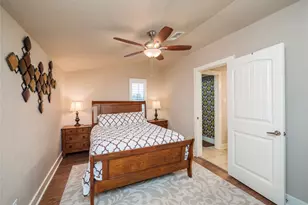 704 Horseshoe Bay Blvd, Horseshoe Bay, TX 78657 - Photo 29