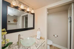 704 Horseshoe Bay Blvd, Horseshoe Bay, TX 78657 - Photo 25