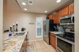 704 Horseshoe Bay Blvd, Horseshoe Bay, TX 78657 - Photo 23