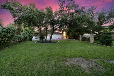 8 Glen Rock Drive, The Hills, TX 78738 - Photo 37