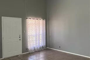 8704 Pineridge Dr, Austin, TX 78729 - Photo 5