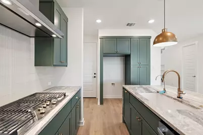 384 Brandywine Road, Hutto, TX 78634 - Photo 9