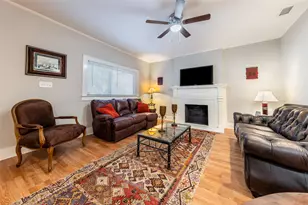 2511 San Gabriel St, Austin, TX 78705 - Photo 3