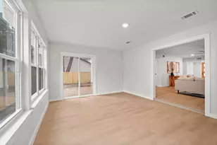 4502 Clarno Dr, Austin, TX 78749 - Photo 9