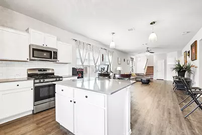 10713 Dimitrios Drive, Austin, TX 78747 - Photo 5