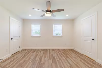 112 Callie Street, Smithville, TX 78957 - Photo 17