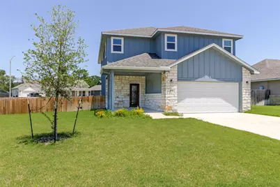 112 Callie Street, Smithville, TX 78957 - Photo 1