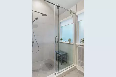 6913 Auckland Drive, Austin, TX 78749 - Photo 23