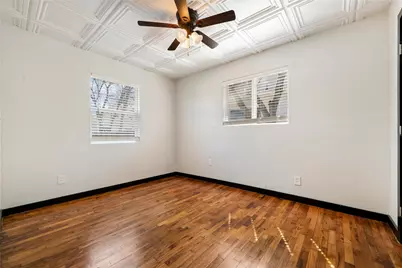 6915 Providence Avenue, Austin, TX 78752 - Photo 15