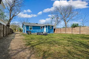 6915 Providence Ave, Austin, TX 78752 - Photo 21