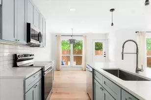 1511 Camp Craft Rd, West Lake Hills, TX 78746 - Photo 7