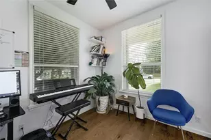 2614 Willow St, Austin, TX 78702 - Photo 9