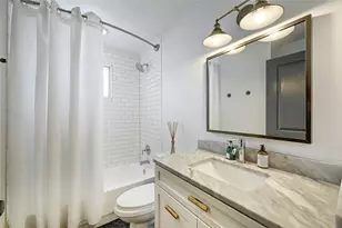2614 Willow St, Austin, TX 78702 - Photo 11