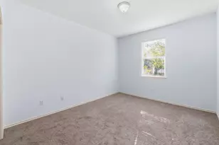 512 Eberhart Ln, Austin, TX 78745 - Photo 27