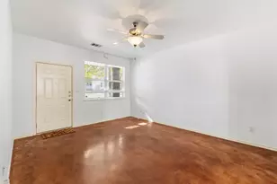 512 Eberhart Ln, Austin, TX 78745 - Photo 3