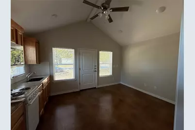 1704 E 3rd Street E #1,2, Lampasas, TX 76550 - Photo 5