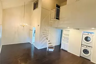 2401 Leon St, Austin, TX 78705 - Photo 3