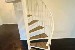 2401 Leon St, Austin, TX 78705 - Photo 21