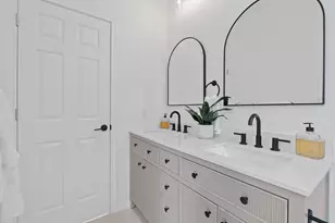 738 Chihuahua St, Lockhart, TX 78644 - Photo 19