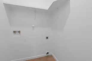 738 Chihuahua St, Lockhart, TX 78644 - Photo 25