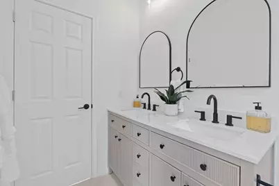 738 Chihuahua Street, Lockhart, TX 78644 - Photo 19