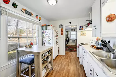 4530 Avenue D #B, Austin, TX 78751 - Photo 9