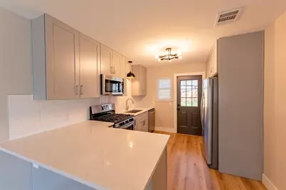 4306 Shallowbrook Trail, Austin, TX 78744 - Photo 5