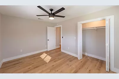4306 Shallowbrook Trail, Austin, TX 78744 - Photo 9
