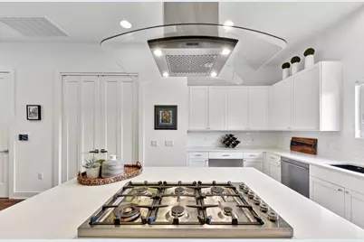 2300 S 5th Street #E, Austin, TX 78704 - Photo 3