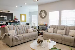 524 Taggart Trail, Jarrell, TX 76537 - Photo 7