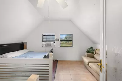 1820 South Old Smithville Road, Flatonia, TX 78941 - Photo 13