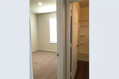 130 Lt Rusty Drive, Jarrell, TX 76588 - Photo 5