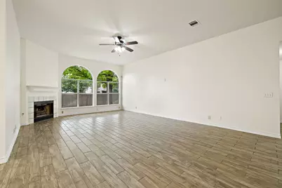 2422 Agarita Trail, Round Rock, TX 78665 - Photo 11