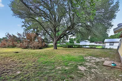1002 Haley Avenue, Rockdale, TX 76567 - Photo 17