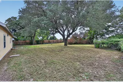 1002 Haley Avenue, Rockdale, TX 76567 - Photo 15