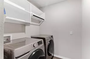 516 Longmount Cv, Liberty Hill, TX 78642 - Photo 11