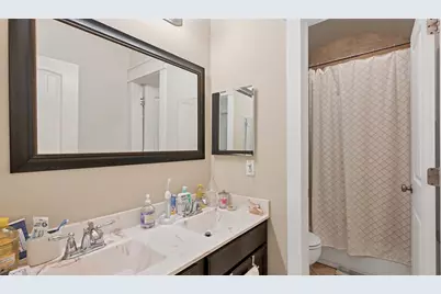 507 W North Loop Boulevard #B, Austin, TX 78751 - Photo 15