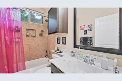 507 W North Loop Boulevard #B, Austin, TX 78751 - Photo 11