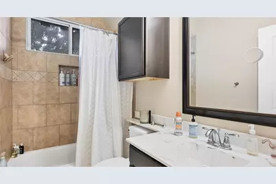 507 W North Loop Boulevard #B, Austin, TX 78751 - Photo 13