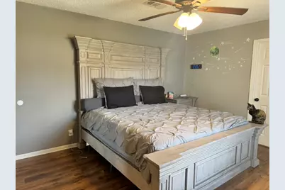 612 Cardinal Street, Elgin, TX 78621 - Photo 13