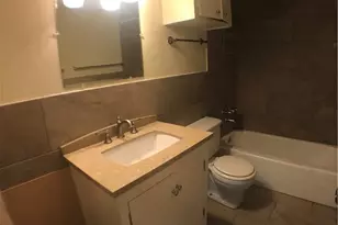 706 W 34th St, Austin, TX 78705 - Photo 11