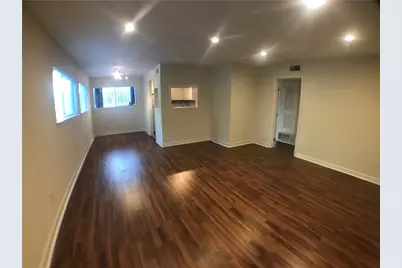 706 W 34th Street #101, Austin, TX 78705 - Photo 3