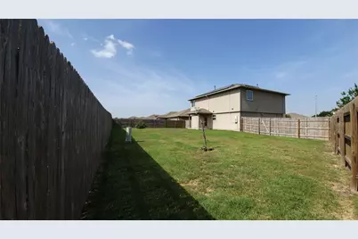 110 Wilson Court, Hutto, TX 78634 - Photo 29